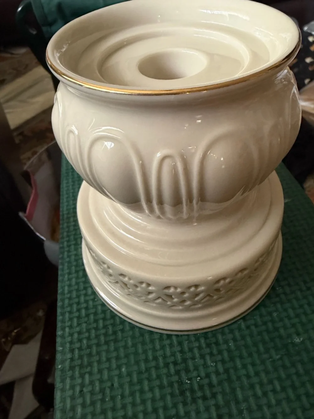Lenox “illuminations collection” candle holder  base in great condition